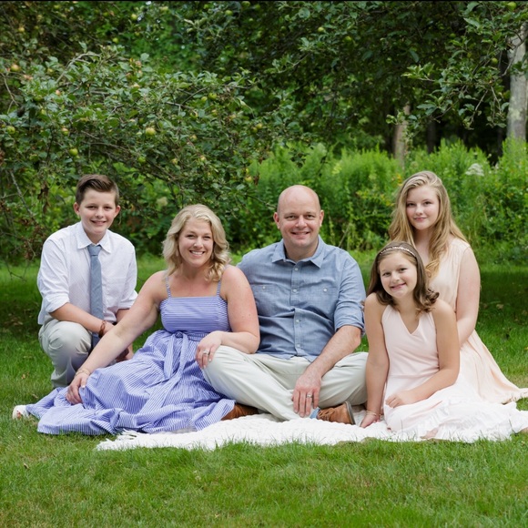 Meet your Posher, Jennifer - Picture 2 of 7